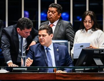 Alcolumbre propõe sessão especial no Senado para o Dia do Evangélico