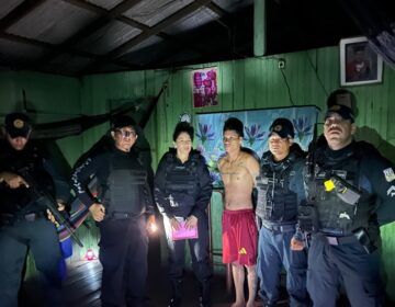 Homem que ateou fogo na ex-esposa e esfaqueou a atual no Amapá é preso em Afuá