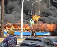 Incêndio em ônibus trava o Centro de Belém e causa pânico na Doca