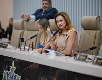 Alliny celebra autorização para exploração de petróleo: “Vitória do Amapá e do Brasil”