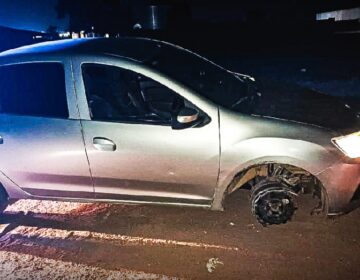 Com CNH vencida, embriagado e sem uma das rodas motorista é preso pela PRF