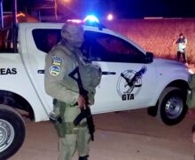 Traficante foge pulando muro do quintal e deixa para trás usuário, preso pelo GTA