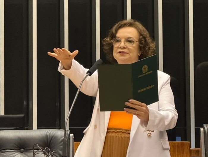 Após 10 anos sem mandatos, Fátima volta ao parlamento defendendo a liberação do petróleo