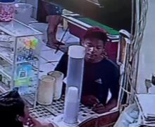 No bar, assassino espera alvo chegar e o mata com único tiro na cabeça