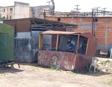 Homem é morto a tiros dentro de trailer usado por usuários de drogas