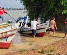 Catraia se choca com voadeira durante travessia da Ilha de Santana