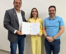 Vinícius indica esposa digital influencer para comandar Assistência Social de Macapá