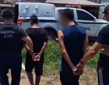 Mesmo presa em flagrante, dupla pronta para revidar morte de integrante de facção é solta