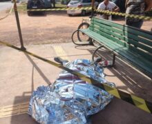 Morte misteriosa em parada de ônibus intriga moradores na zona oeste de Macapá