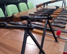 Fuzis da maior apreensão da história do AP seguiriam para o Sudeste, diz Sejusp