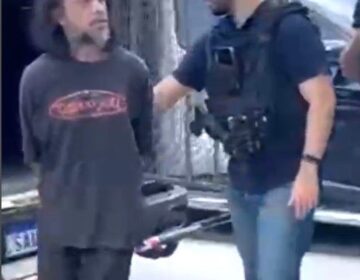 Tatuador ameaçou divulgar vídeo íntimo da ex: ‘pra cidade inteira ver’