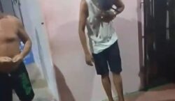 Homem é baleado no peito por ciclistas e permanece de pé à espera de socorro