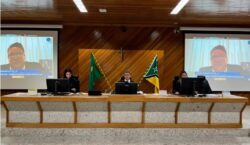 PT aplica menos que o mínimo para mulheres e usa verba em festa, mas escapa de condenação