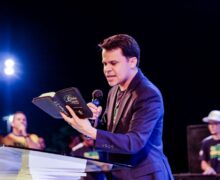 Pastor fenômeno nas redes sociais é a atração na Catedral da AD