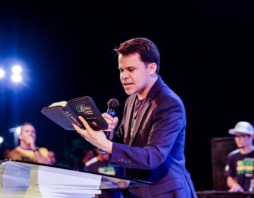 Pastor fenômeno nas redes sociais é a atração na Catedral da AD