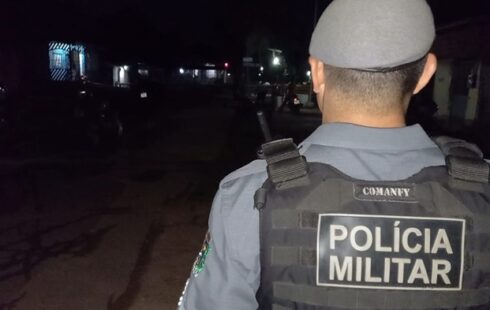 Assaltante morre ao ser baleado pela própria arma durante fuga da PM