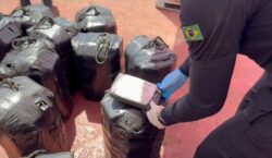 Navio que seguia para o Oriente Médio tinha meia tonelada de cocaína