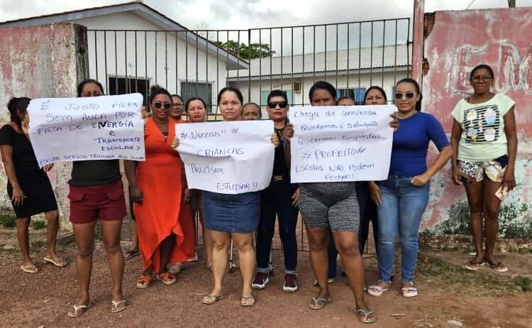 Escola municipal fecha as portas pela 3ª vez e deixa crianças sem aulas