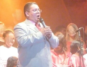 Tenor e professor: quem era o diretor acusado de facilitar a entrada de celulares no Iapen