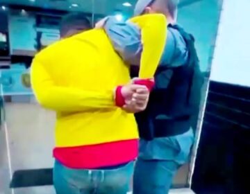 Mototaxista clandestino é preso com porções de maconha e cocaína