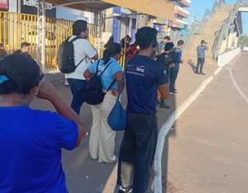 Sem repasses da PMM, empresa volta a recolher ônibus e capital vive manhã de caos