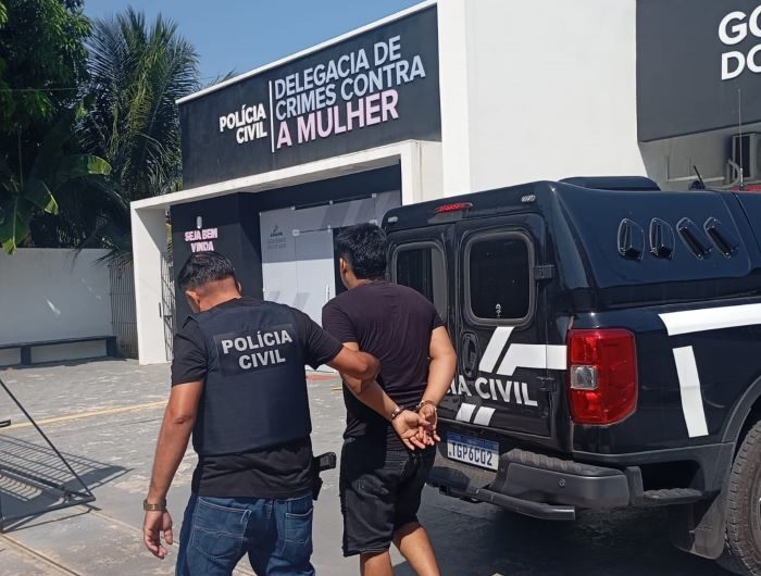 Enforcamentos, socos e golpes com capacete: jovem vivia inferno com o namorado