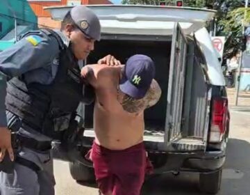 Após tumulto, PM leva traficante preso novamente