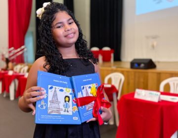 Livro bilíngue de aluna de 10 anos abre lançamento de autores mirins em Macapá