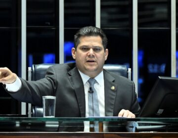Davi critica decisão de Gilmar Mendes e defende prerrogativas do Legislativo