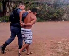 PM estoura ponto de tráfico e prende criminoso conhecido como ‘Sombra’