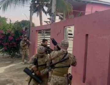 Irmãos usavam registro de CAC para comprar e abastecer facções criminosas com armas, diz polícia