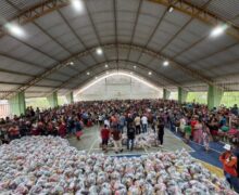 Em Tartargalzinho, duas mil famílias garantem alimentos para o Natal
