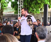 “Não é questão partidária, é levar direito para o povo”, afirma Boulos durante mutirão no Amapá