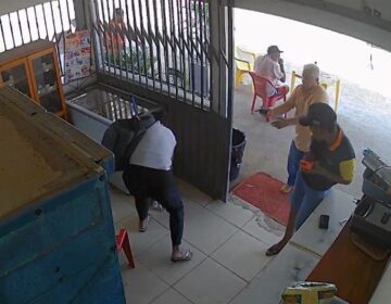 Após matar ex-companheira, idoso colide contra carreta durante perseguição policial