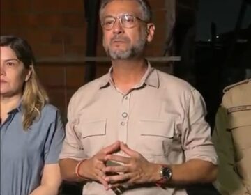 Clécio anuncia assistência e reconstrução de casas destruídas em incêndio