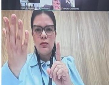 Intérprete de libras auxilia preso surdo e analfabeto em audiência de custódia