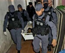 Suspeito ligado ao Comando Vermelho morre em confronto com a PM