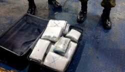 Grito de nervosismo de passageira chama atenção e PM apreende drogas em embarcação