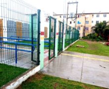 Professora de creche nega acusações e mães de alunos declaram apoio