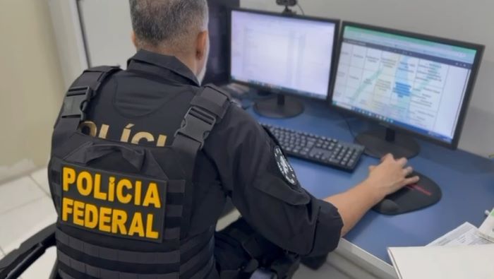 PF cumpre mandados de busca na Amprev