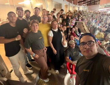 Jovens do Amapá vivem 12 horas de imersão espiritual no Mangueirão, em Belém