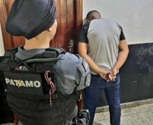 Procurado por tráfico vai até base da PM para pedir informações e acaba preso