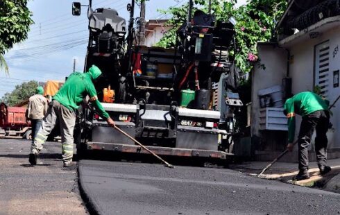 Macapá amplia pavimentação com cinco frentes simultâneas e acelera recuperação de vias