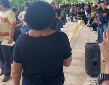 800 trabalhadores do HU aderem à greve nacional por reajuste e direitos sociais