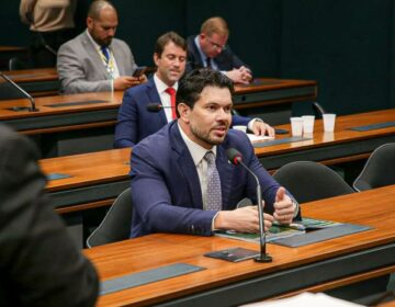 Deputado do Amapá tem proposta aprovada para impedir “contra-ataque” de bancos contra consumidores