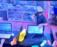 Tatuagem na mão pode ajudar polícia a identificar dupla que assaltou loja