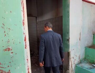 Prefeito encontra escola municipal em reforma há 3 anos ainda inacabada