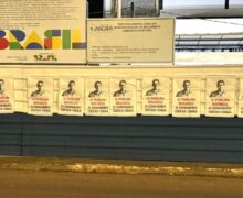 Protesto marca 16 dias de silêncio de ex-prefeito sobre desvios apurados pela PF no Hospital Municipal