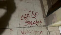 Homem é preso após invadir casa da ex e escrever com sangue ameaças