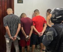 Boca de fumo é estourada e cinco são presos com drogas, dinheiro e ligação com facção